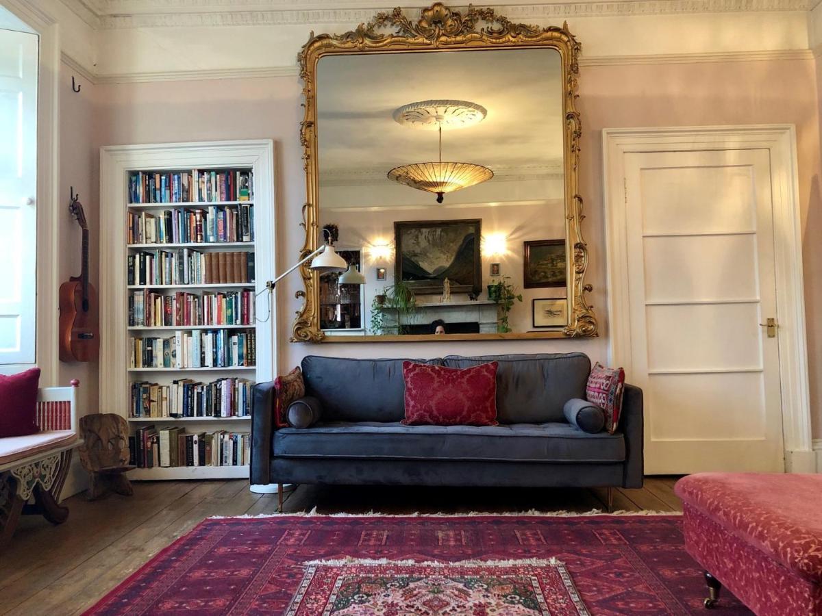 Central Apartment With Parking, Original Art And Antiques Edimburgo Esterno foto
