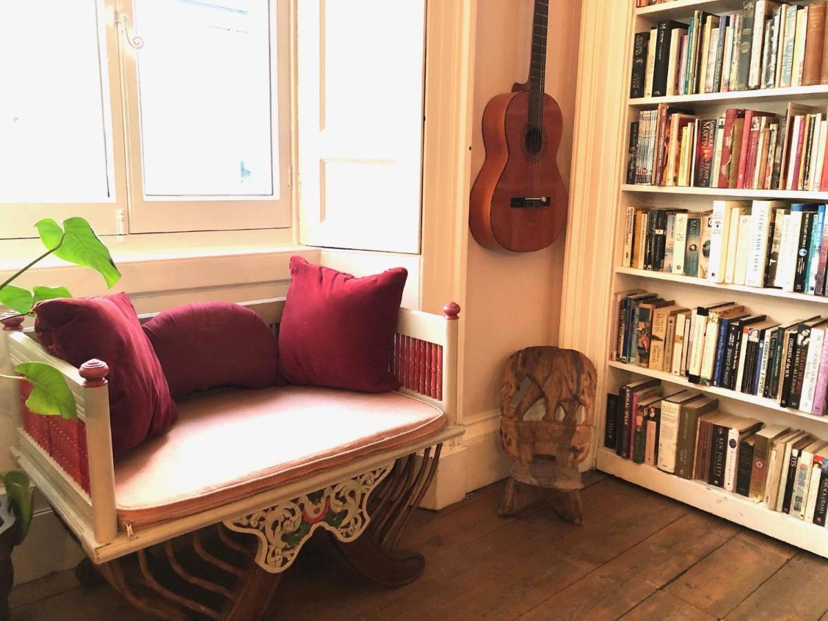 Central Apartment With Parking, Original Art And Antiques Edimburgo Esterno foto