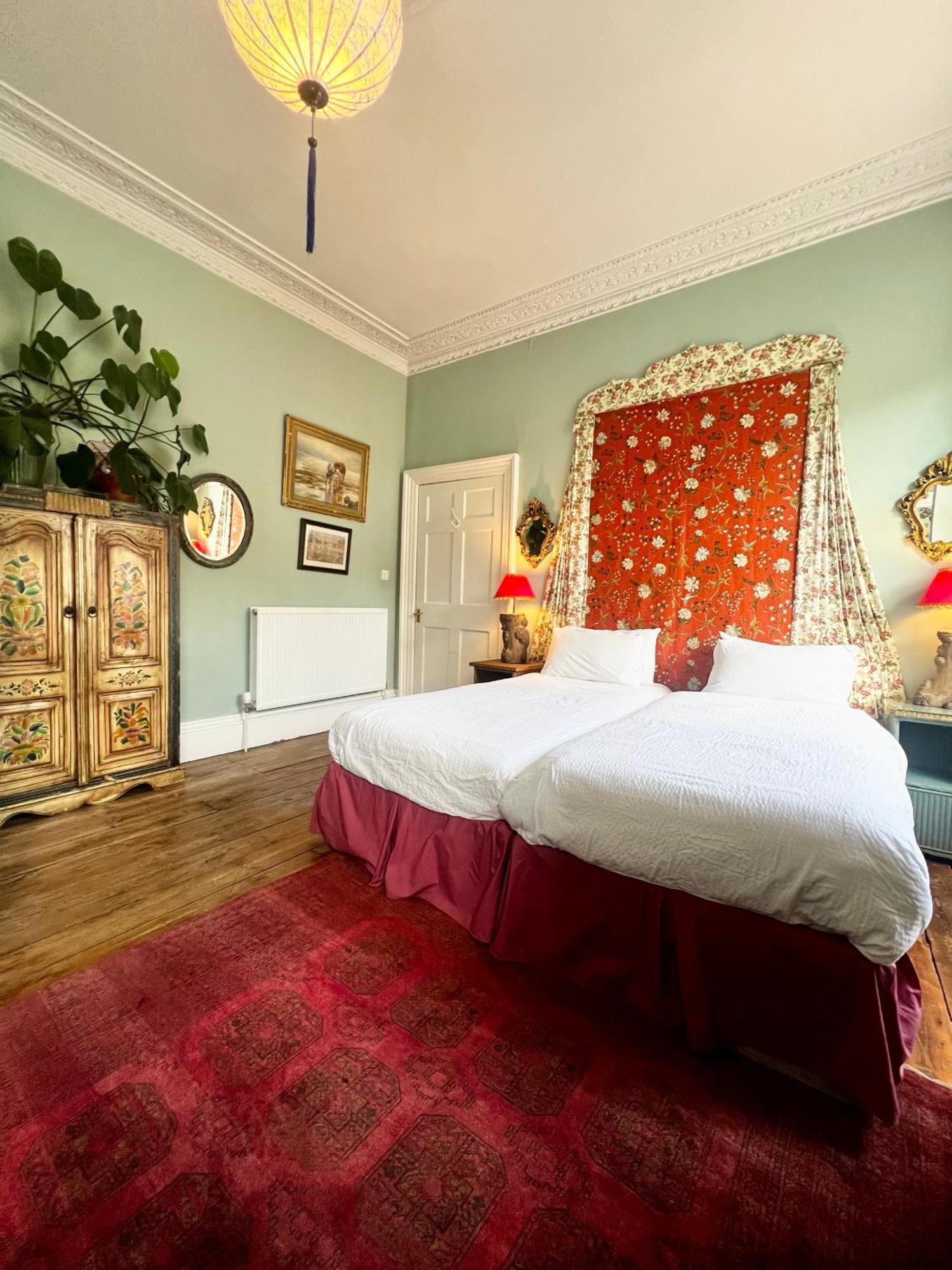 Central Apartment With Parking, Original Art And Antiques Edimburgo Esterno foto
