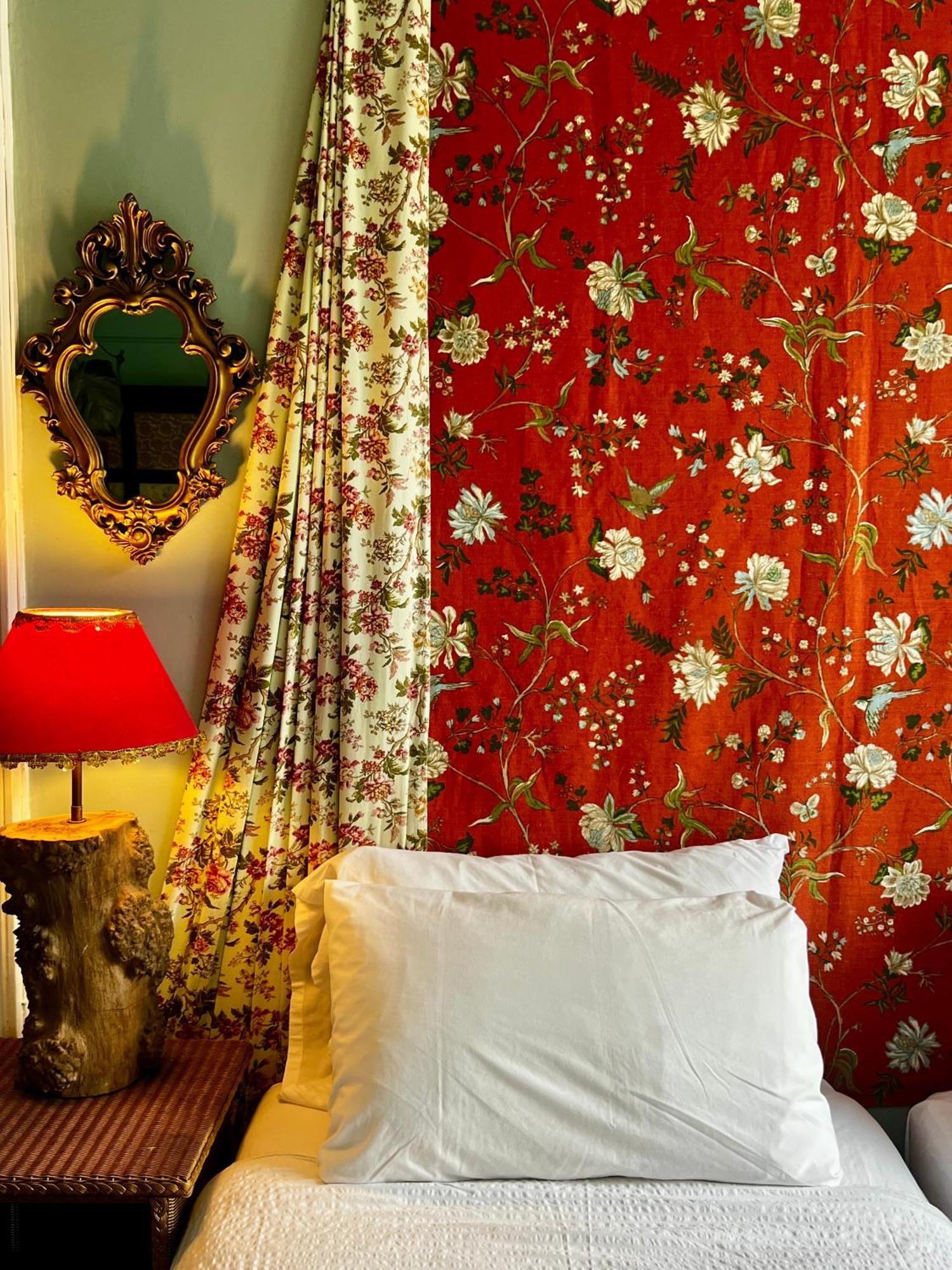 Central Apartment With Parking, Original Art And Antiques Edimburgo Esterno foto