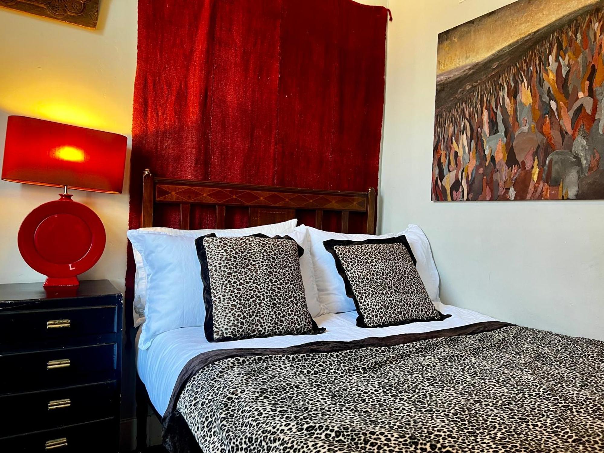 Central Apartment With Parking, Original Art And Antiques Edimburgo Esterno foto